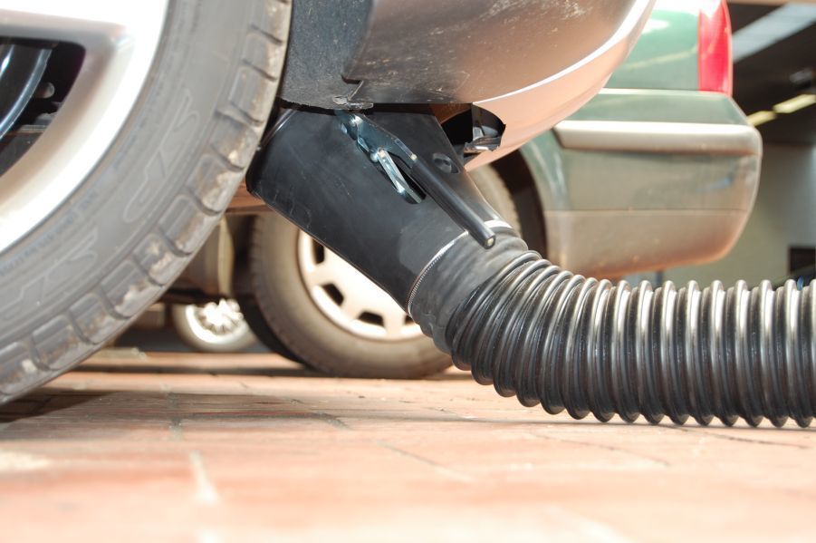 Abgastrichter mit Klemmzange f&amp;#252;r PKW, DN 75