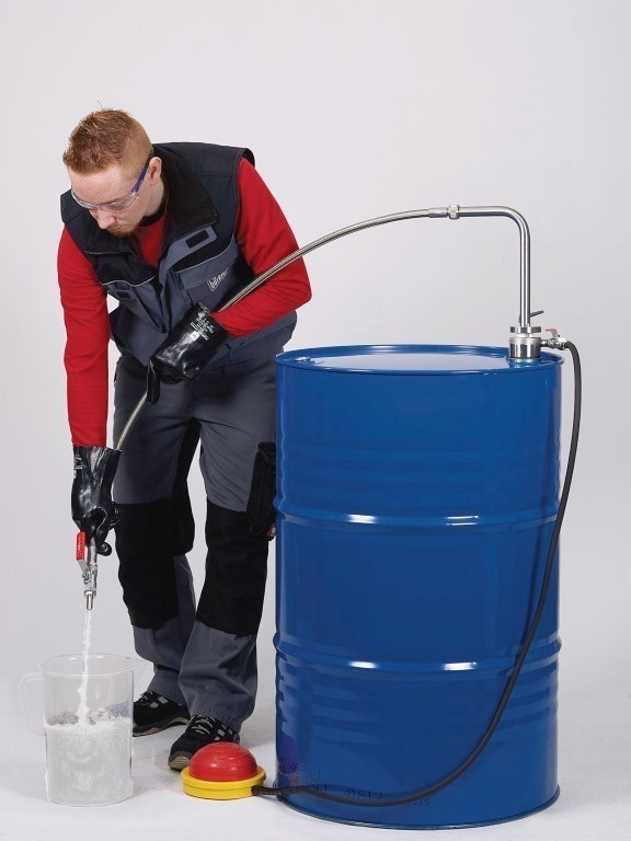 Fasspumpe Edelstahl, fussbet&amp;#228;tigt, mit Auslaufschlauch &amp;amp; Abstellhahn