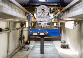 Grubenheber h&amp;#228;ngend, teleskopisch Typ GDT150-1, 15 Tonnen