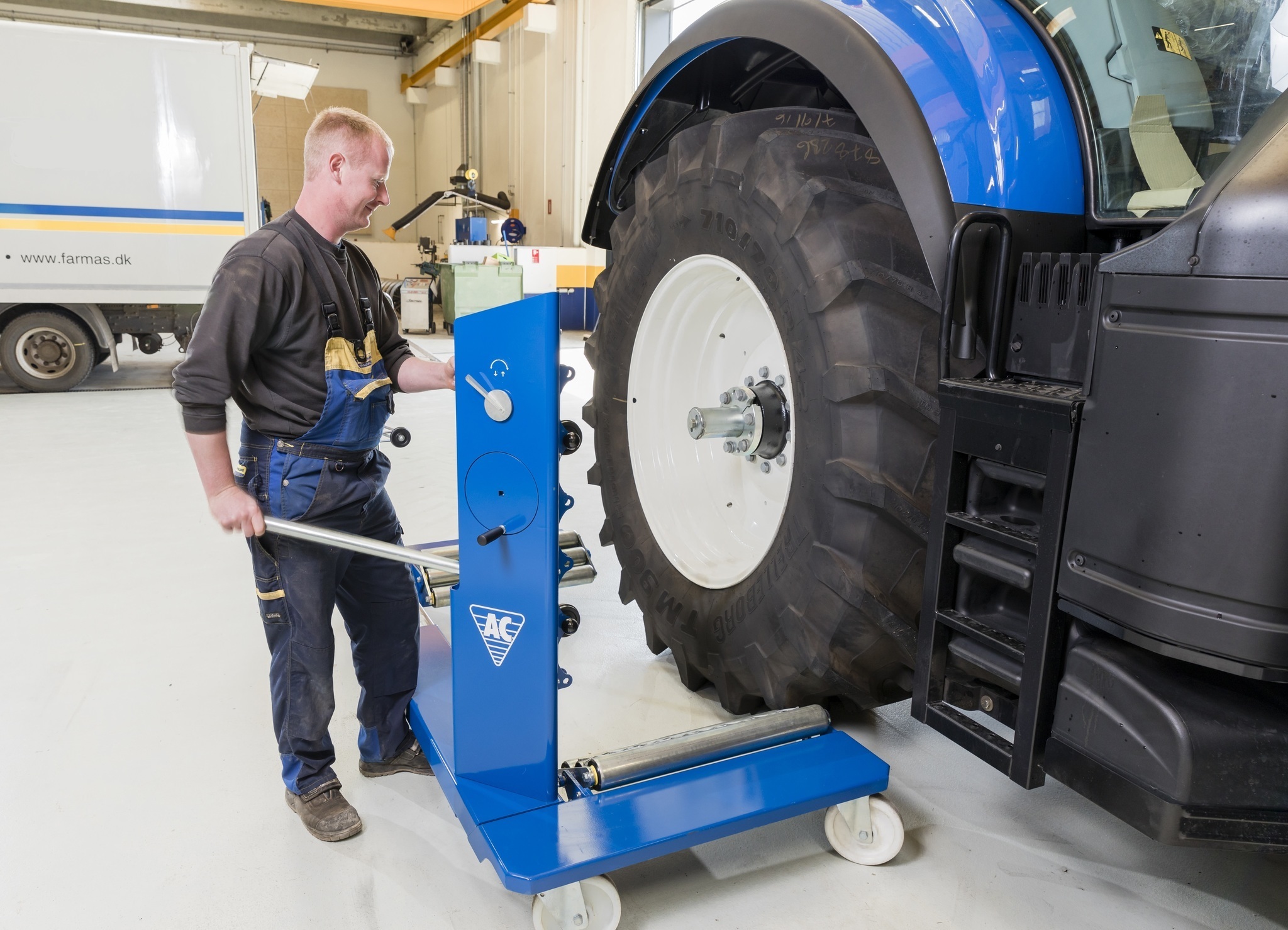 Radmontageger&amp;#228;t mechanisch, Typ WT1500NT bis 1500 kg