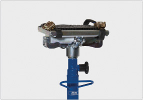 Getriebeplatte f&amp;#252;r PKW&amp;#39;s zu Getriebeheber hydraulisch, 0,5 t